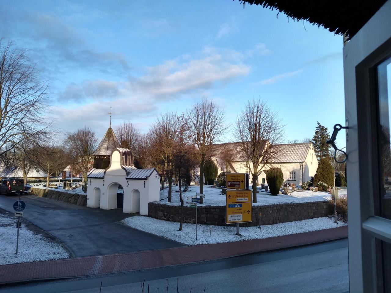 Tetens Gasthof Süderlügum エクステリア 写真